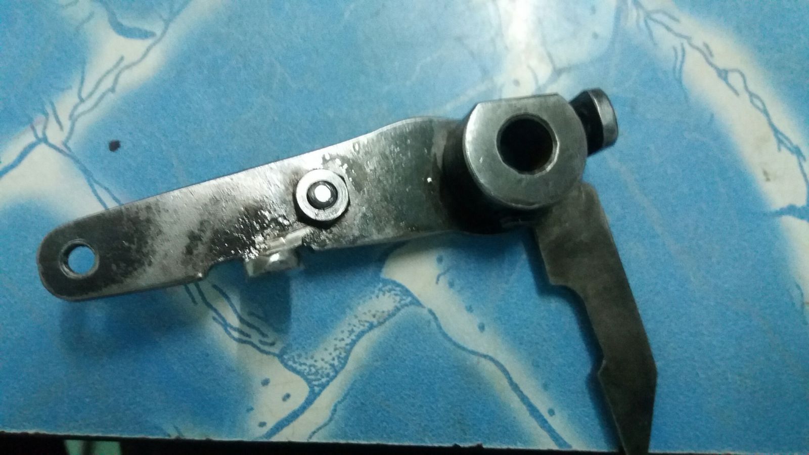 CAM CẮT CHỈ BỌ UNICORN